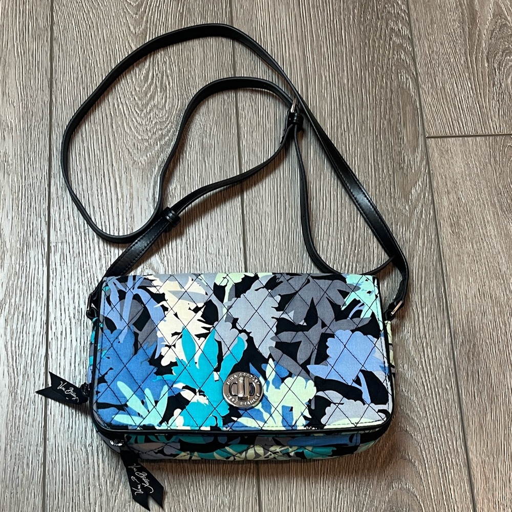 Vera Bradley Camoflora small crossbody purse blue white black